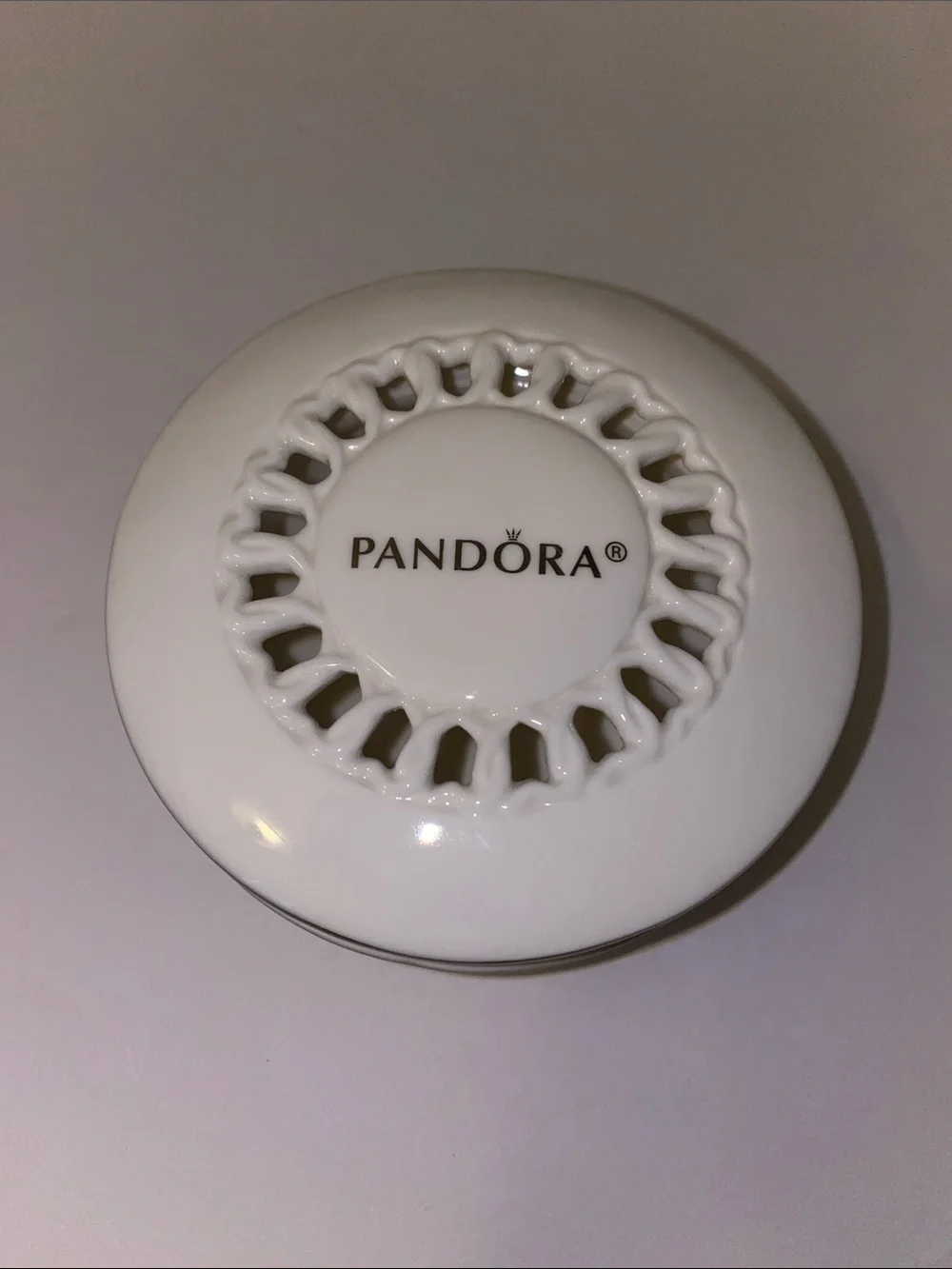 Authentic Pandora Limited Edition White Porcelain Round Jewelry Gift Box 4” x 2